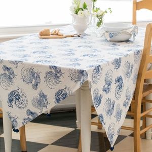 April Cornell Backyard Rooster Tablecloth NWT